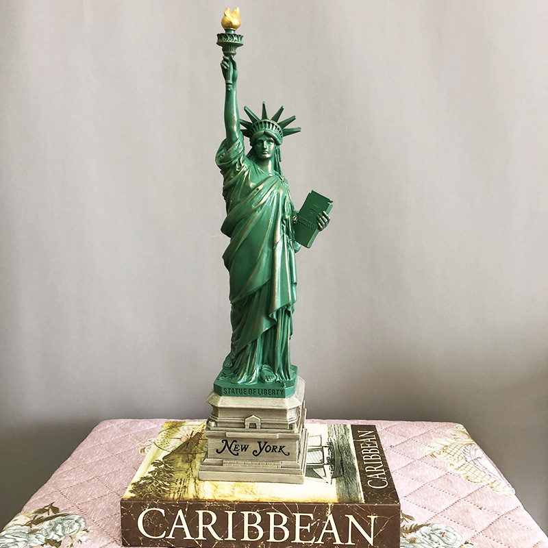Home Office York - Statue of Liberty Model Desk Accessories